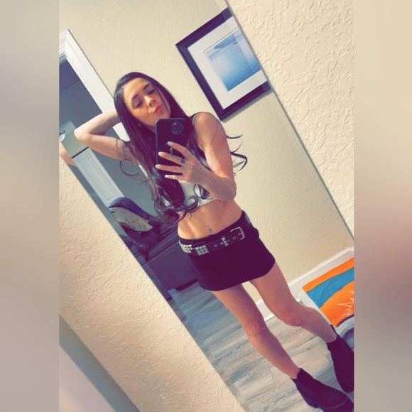 Meet your Posher, Casey - Picture 9 of 14